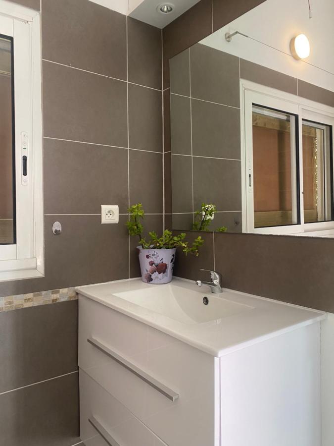 Nout Ti Kaz Le Bains Apartment L'Etang-Sale Exterior photo